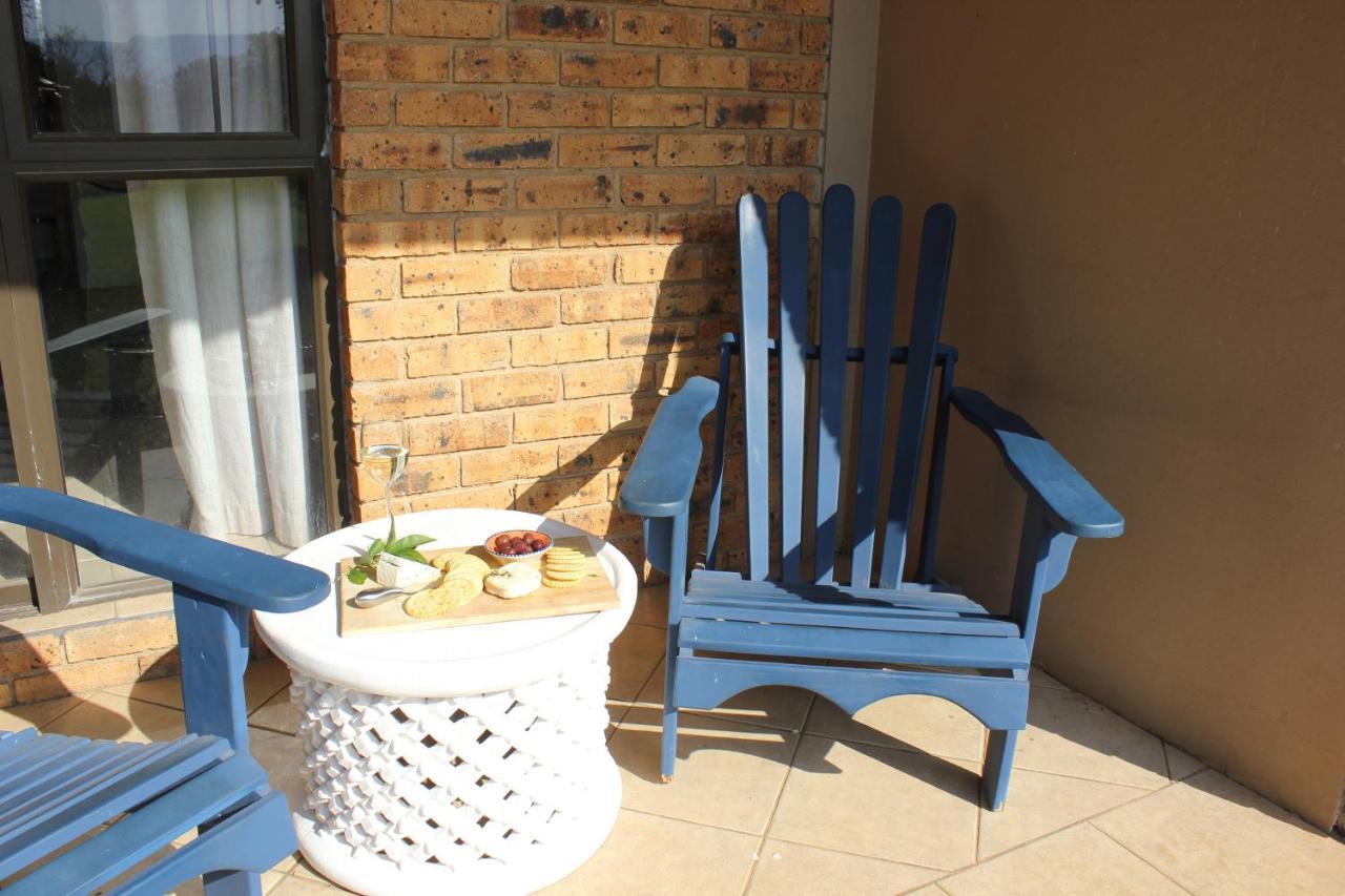 Karee & Wild Olive Guest Lodge Hekpoort Buitenkant foto